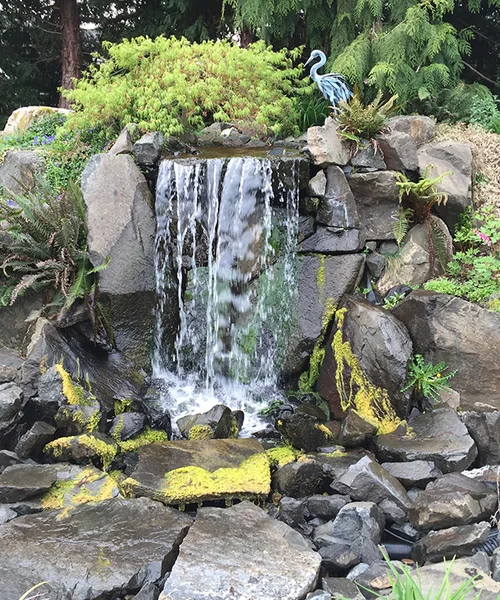 Natural stone patio and water feature in Puyallup 